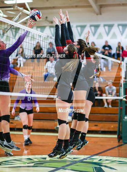 Thumbnail 1 in Foothill vs. Shasta (CIF-NS Final) photogallery.
