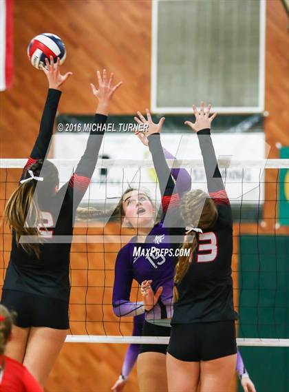 Thumbnail 1 in Foothill vs. Shasta (CIF-NS Final) photogallery.