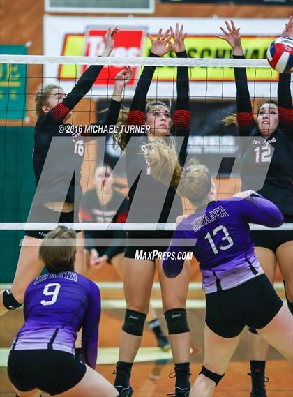 Thumbnail 1 in Foothill vs. Shasta (CIF-NS Final) photogallery.