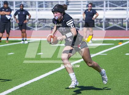 Thumbnail 1 in Campo Verde vs. Millennium photogallery.