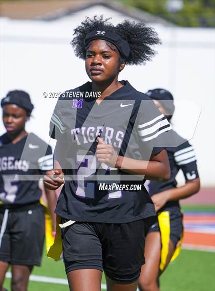 Thumbnail 1 in Campo Verde vs. Millennium photogallery.