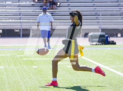 Thumbnail 1 in Campo Verde vs. Millennium photogallery.