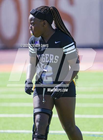 Thumbnail 2 in Campo Verde vs. Millennium photogallery.