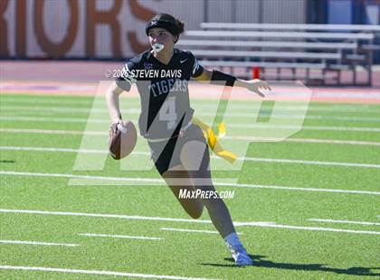 Thumbnail 1 in Campo Verde vs. Millennium photogallery.