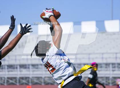 Thumbnail 3 in Campo Verde vs. Millennium photogallery.