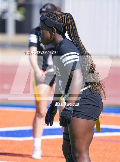 Thumbnail 1 in Campo Verde vs. Millennium photogallery.