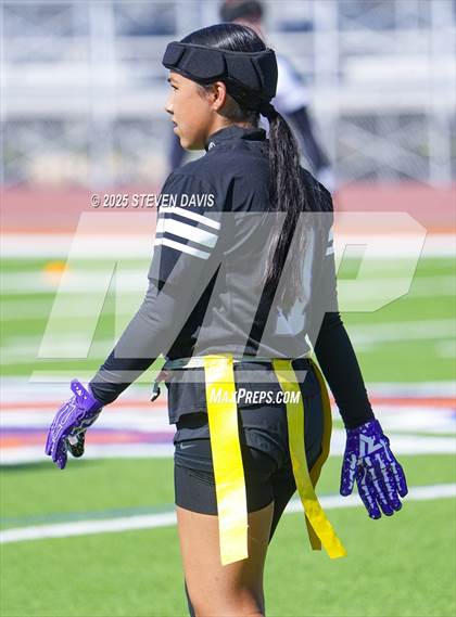 Thumbnail 1 in Campo Verde vs. Millennium photogallery.