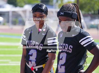 Thumbnail 3 in Campo Verde vs. Millennium photogallery.