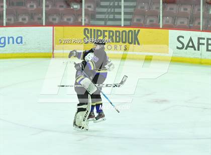 Thumbnail 1 in Regis Jesuit vs. Fort Collins (CHSAA 5A State Quarterfinal Game) photogallery.