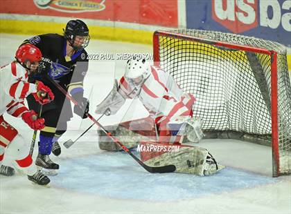 Thumbnail 2 in Regis Jesuit vs. Fort Collins (CHSAA 5A State Quarterfinal Game) photogallery.