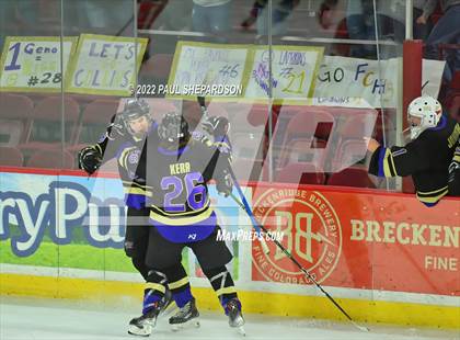 Thumbnail 3 in Regis Jesuit vs. Fort Collins (CHSAA 5A State Quarterfinal Game) photogallery.