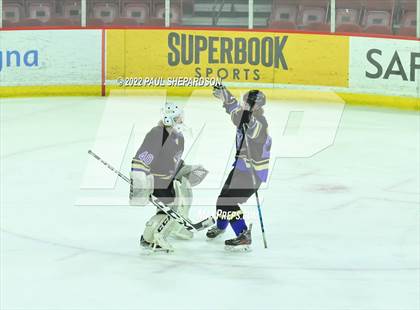 Thumbnail 2 in Regis Jesuit vs. Fort Collins (CHSAA 5A State Quarterfinal Game) photogallery.