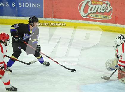 Thumbnail 2 in Regis Jesuit vs. Fort Collins (CHSAA 5A State Quarterfinal Game) photogallery.