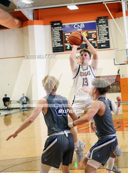 Thumbnail 3 in Grand Saline vs Yantis photogallery.