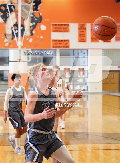 Thumbnail 1 in Grand Saline vs Yantis photogallery.