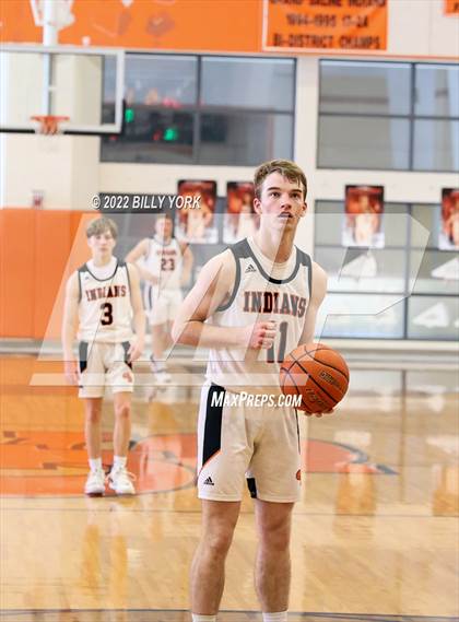 Thumbnail 1 in Grand Saline vs Yantis photogallery.