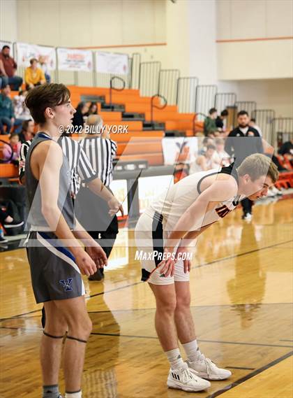 Thumbnail 2 in Grand Saline vs Yantis photogallery.