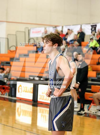 Thumbnail 1 in Grand Saline vs Yantis photogallery.