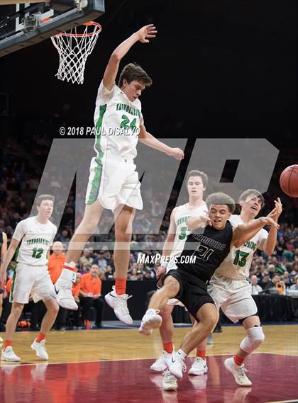 Thumbnail 1 in ThunderRidge vs. Grandview (CHSAA 5A Final Four) photogallery.