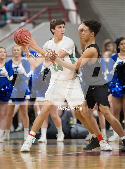 Thumbnail 3 in ThunderRidge vs. Grandview (CHSAA 5A Final Four) photogallery.