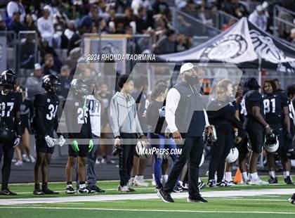 Thumbnail 2 in Belton @ Randle (UIL Football 5A D2 Region III Bi-District) photogallery.