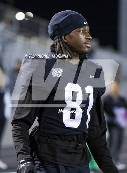 Thumbnail 1 in Belton @ Randle (UIL Football 5A D2 Region III Bi-District) photogallery.