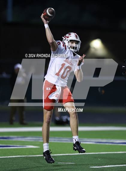 Thumbnail 3 in Belton @ Randle (UIL Football 5A D2 Region III Bi-District) photogallery.