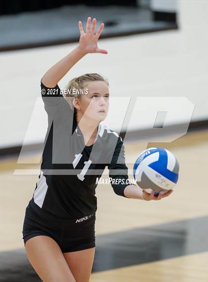 Thumbnail 1 in Brookstone vs Dutchtown (Southside Classic) photogallery.