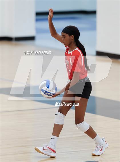 Thumbnail 1 in Brookstone vs Dutchtown (Southside Classic) photogallery.