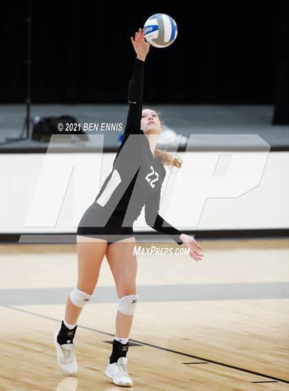 Thumbnail 1 in Brookstone vs Dutchtown (Southside Classic) photogallery.
