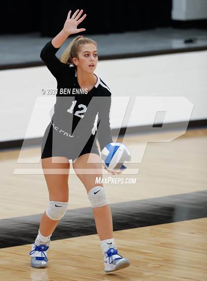 Thumbnail 3 in Brookstone vs Dutchtown (Southside Classic) photogallery.
