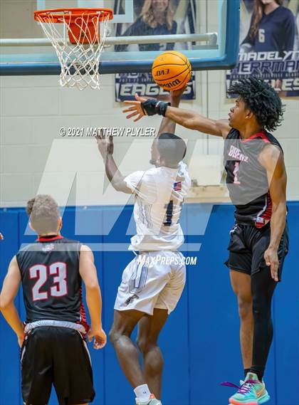 Thumbnail 3 in Berean Baptist Academy @ Fayetteville Academy photogallery.