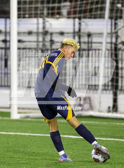 Thumbnail 1 in Mullen vs. Northfield (CHSAA 4A Finals) photogallery.