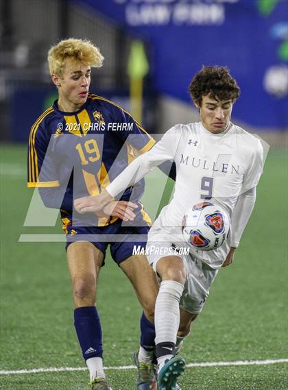 Thumbnail 3 in Mullen vs. Northfield (CHSAA 4A Finals) photogallery.