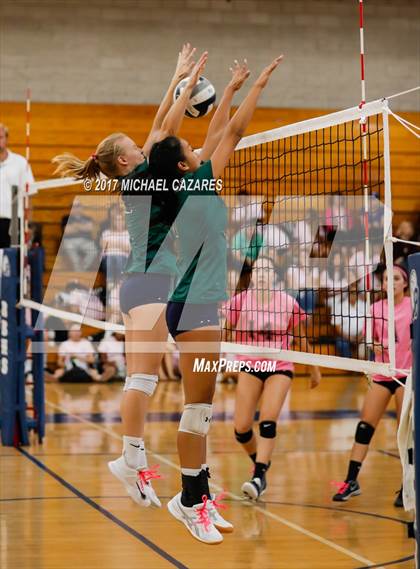 Thumbnail 1 in Del Norte @ Rancho Bernardo photogallery.