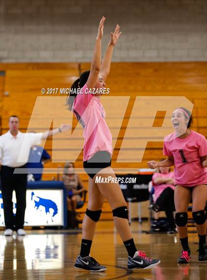 Thumbnail 2 in Del Norte @ Rancho Bernardo photogallery.