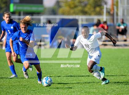 Thumbnail 3 in Borah @ Timberline (IHSAA 5A District III Conference Championship) photogallery.