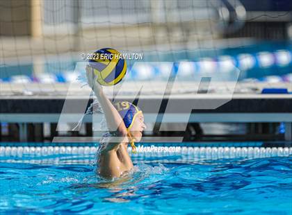 Thumbnail 2 in Crespi @ El Segundo photogallery.