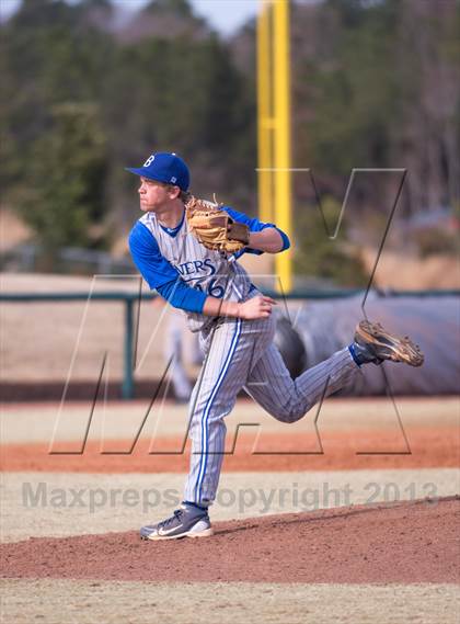 Thumbnail 2 in Bingham vs. Milton (National High School Invitational) photogallery.