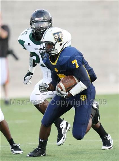 Thumbnail 2 in Connally @ Stony Point photogallery.