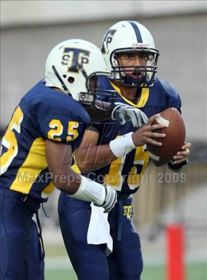 Thumbnail 1 in Connally @ Stony Point photogallery.