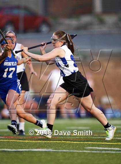 Thumbnail 1 in Brookfield East/Brookfield Central @ West/North/South/Catholic Memorial photogallery.