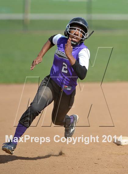 Thumbnail 1 in Sacramento vs. McQueen (Victory Pre-Season T.O.C.) photogallery.