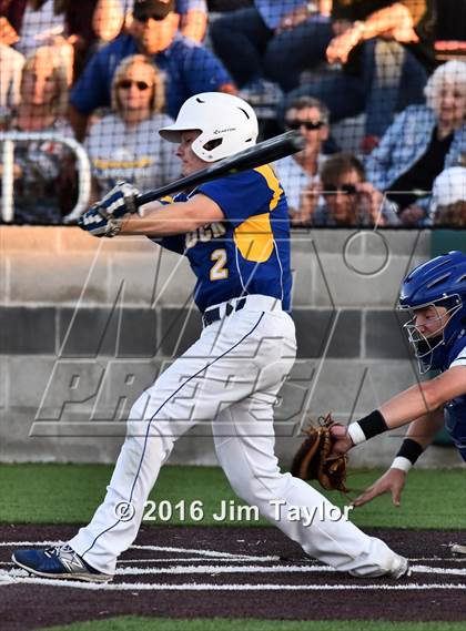 Thumbnail 2 in Brock vs Peaster (UIL 3A Regional Quarterfinal) photogallery.