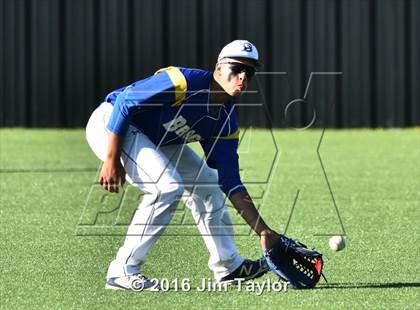Thumbnail 2 in Brock vs Peaster (UIL 3A Regional Quarterfinal) photogallery.