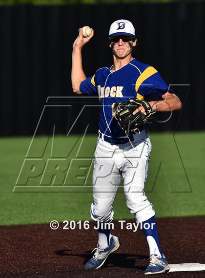 Thumbnail 2 in Brock vs Peaster (UIL 3A Regional Quarterfinal) photogallery.