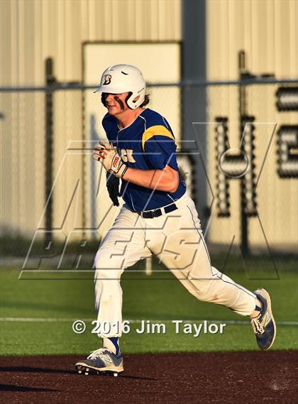Thumbnail 1 in Brock vs Peaster (UIL 3A Regional Quarterfinal) photogallery.