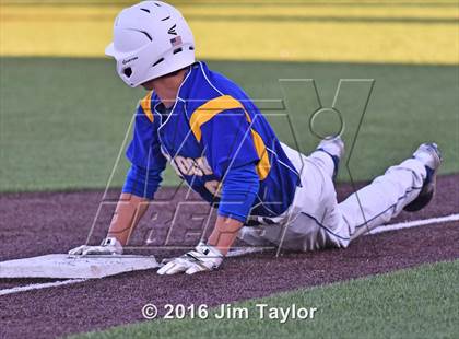 Thumbnail 1 in Brock vs Peaster (UIL 3A Regional Quarterfinal) photogallery.