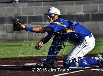 Thumbnail 2 in Brock vs Peaster (UIL 3A Regional Quarterfinal) photogallery.