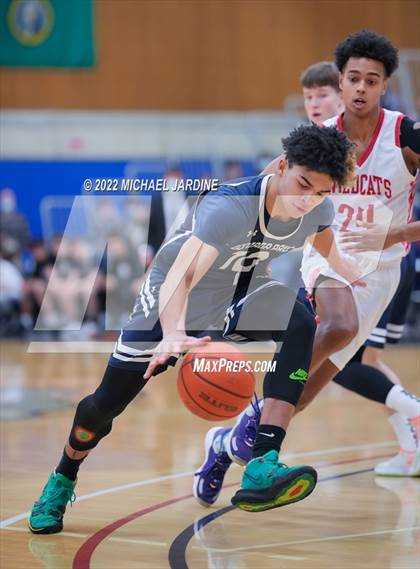 Thumbnail 1 in Gonzaga Prep vs. Mount Si (WIAA 4A Regional Playoff) photogallery.